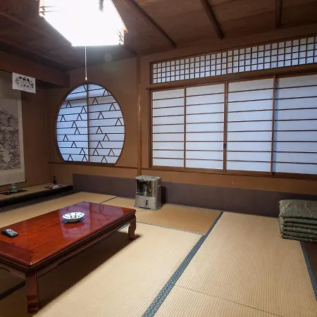 Hotel Koyasan Shukubo Sainanin Exterior foto