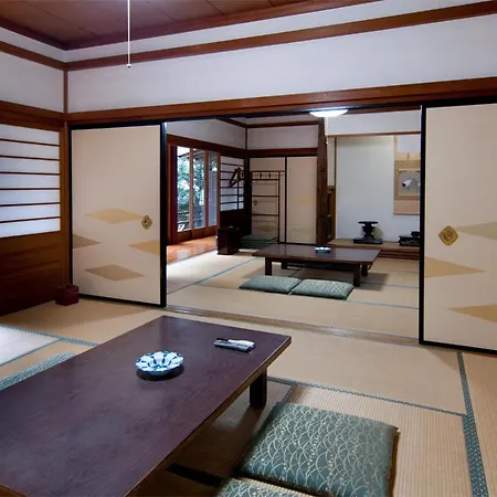 Hotel Koyasan Shukubo Sainanin Exterior foto